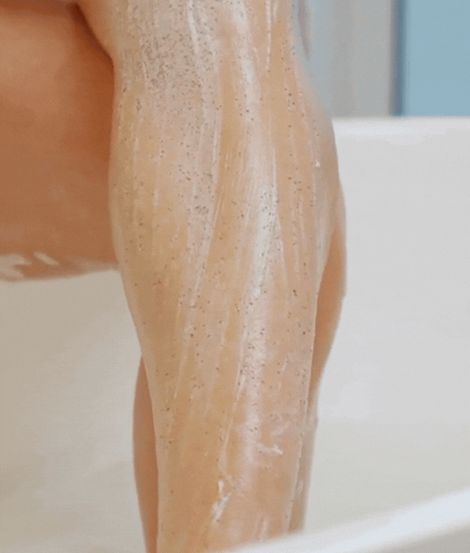 application gommage corps sable sucré